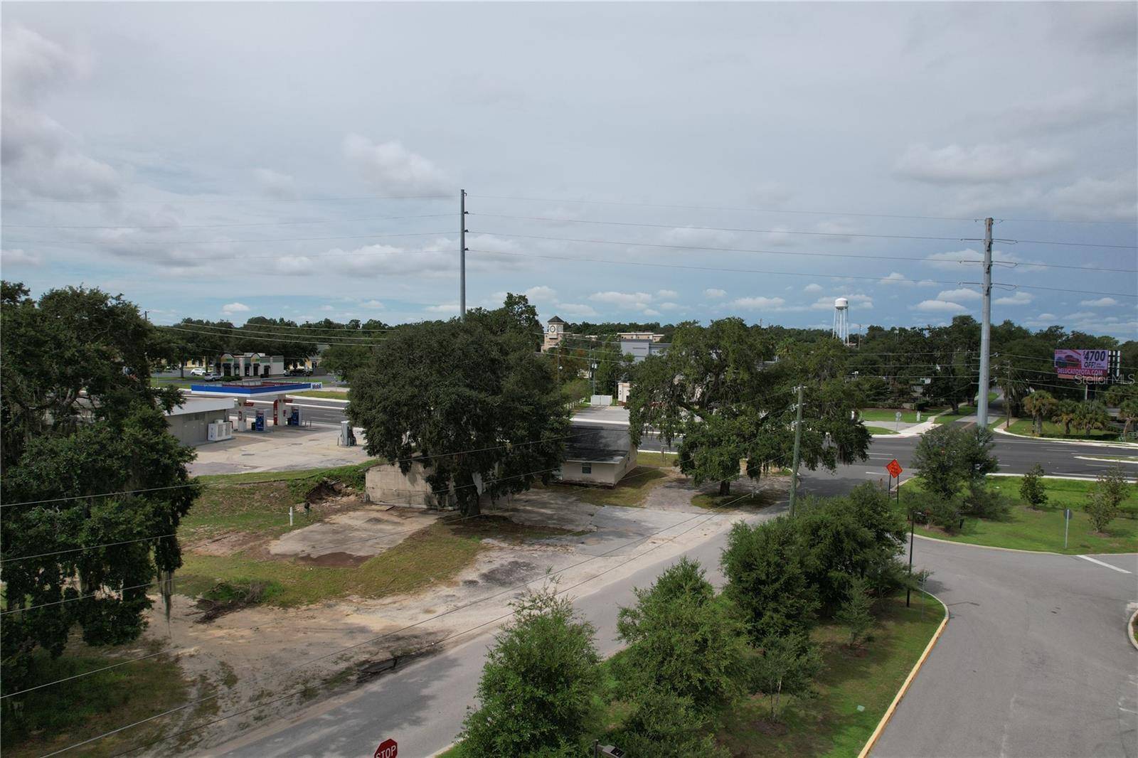 138 W HERMOSA ST, Lady Lake, FL 32159