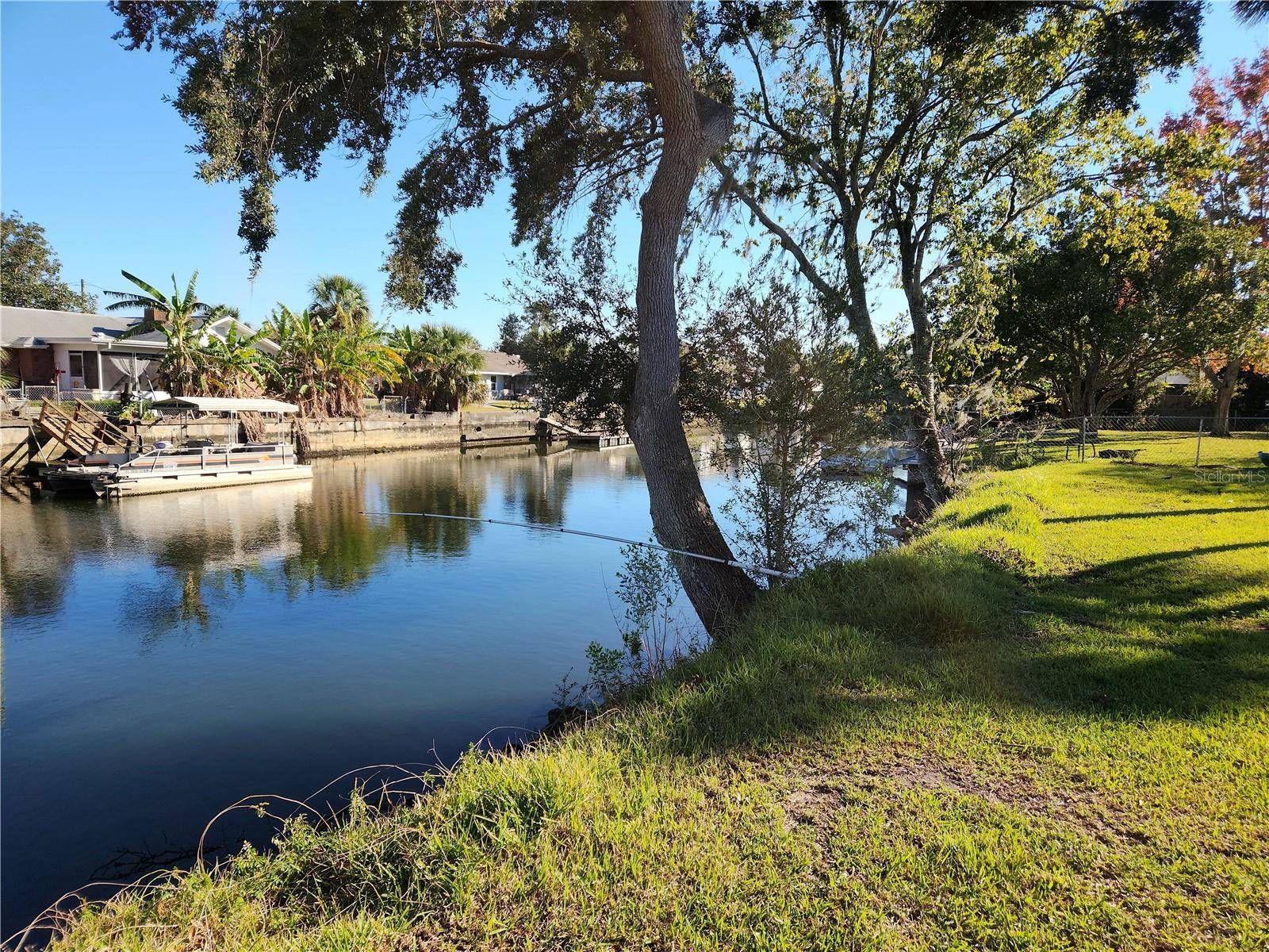 3879 N SEMINOLE PT, Crystal River, FL 34428