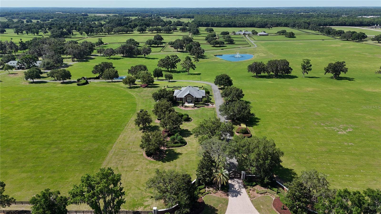 6800 SE 193RD ST, Micanopy, FL 32667