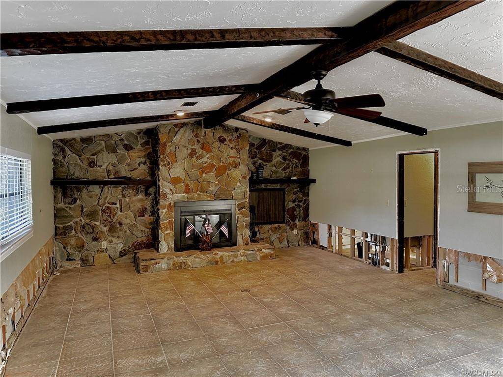 4110 S JEFFERSON PT, Homosassa, FL 34448