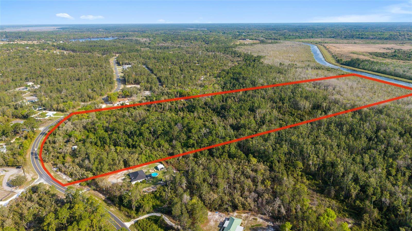 475 FISHER RD, Ocklawaha, FL 32179