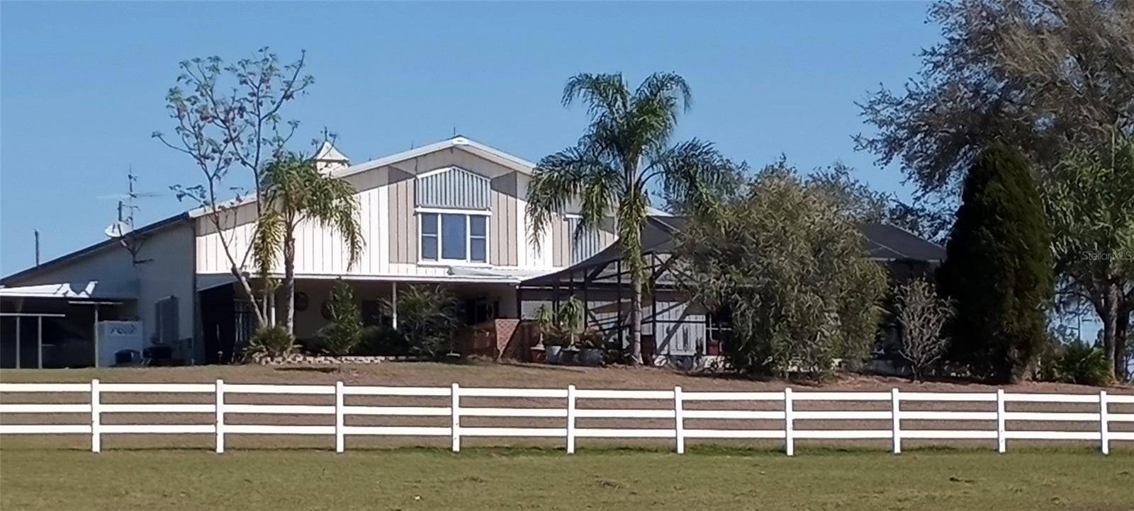 17725 POWERLINE RD, Dade City, FL 33523