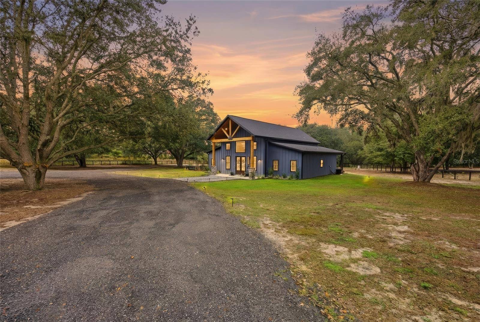 12052 SE 101ST COURT RD, Belleview, FL 34420