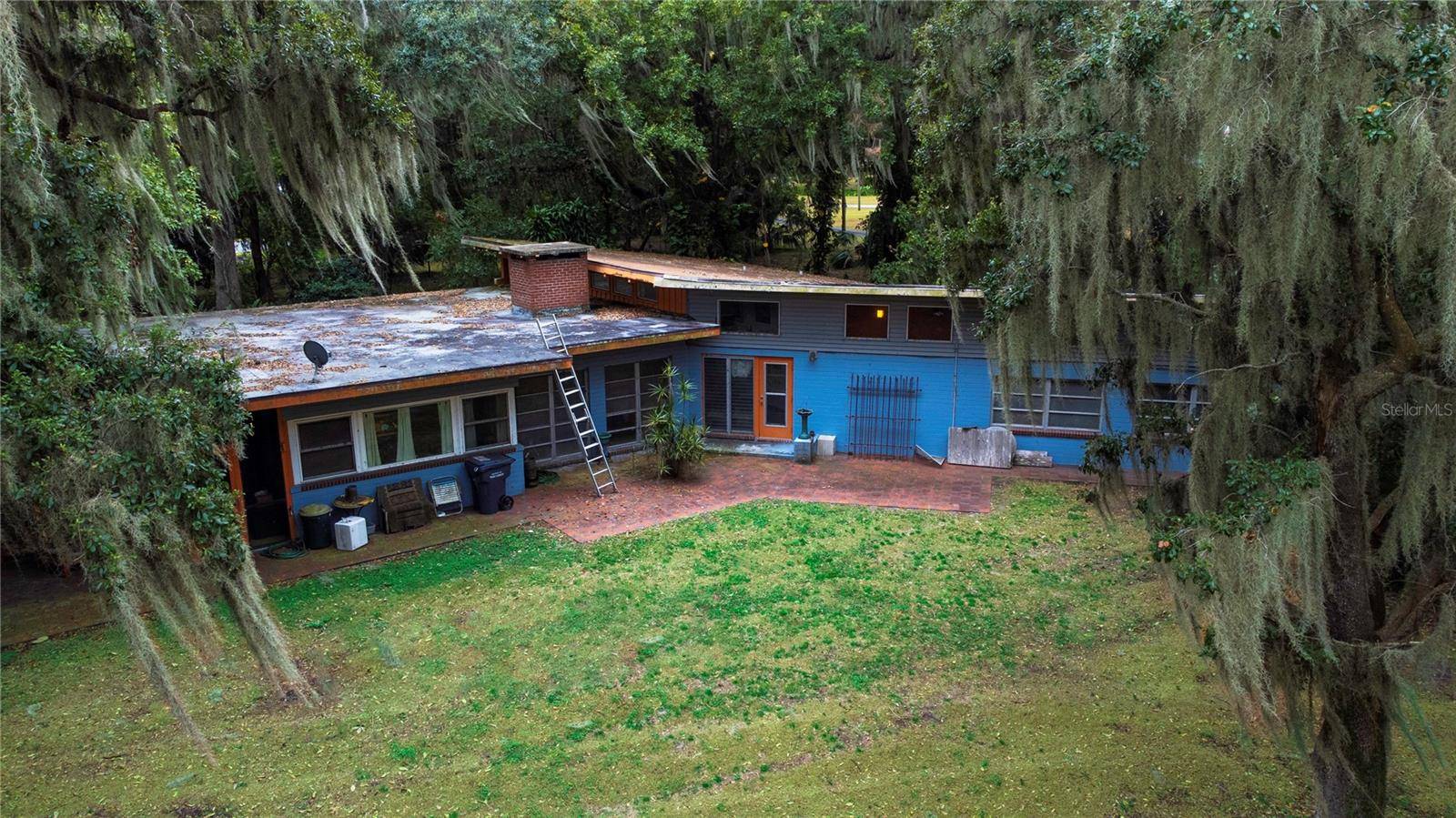2060 LAKE ARIANA BLVD, Auburndale, FL 33823
