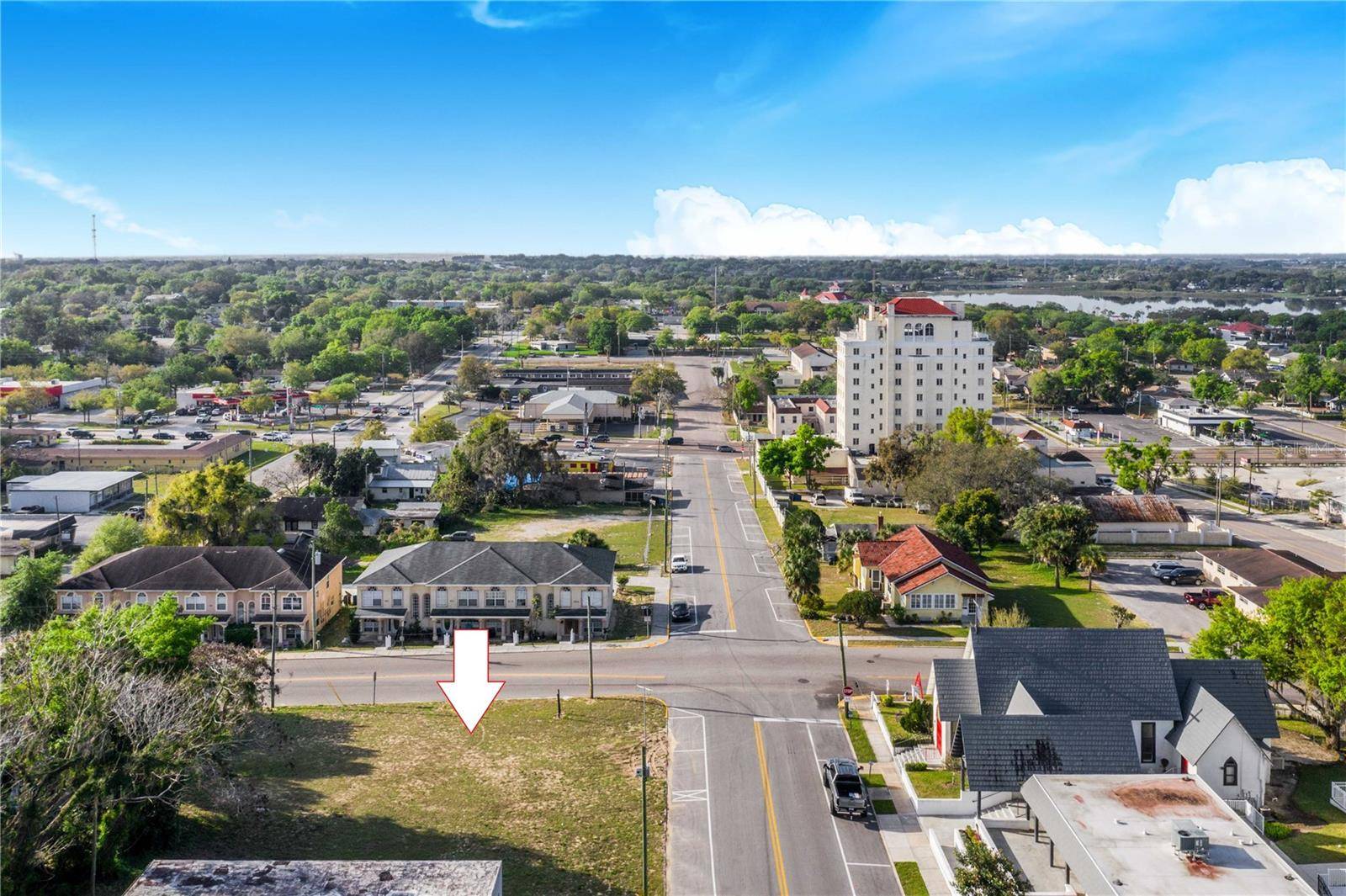 902 E MAIN ST, Haines City, FL 33844