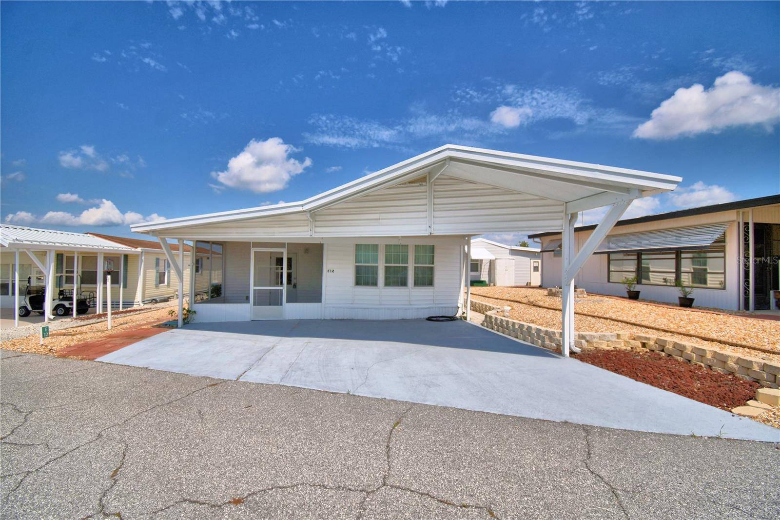 251 PATTERSON RD #E12, Haines City, FL 33844