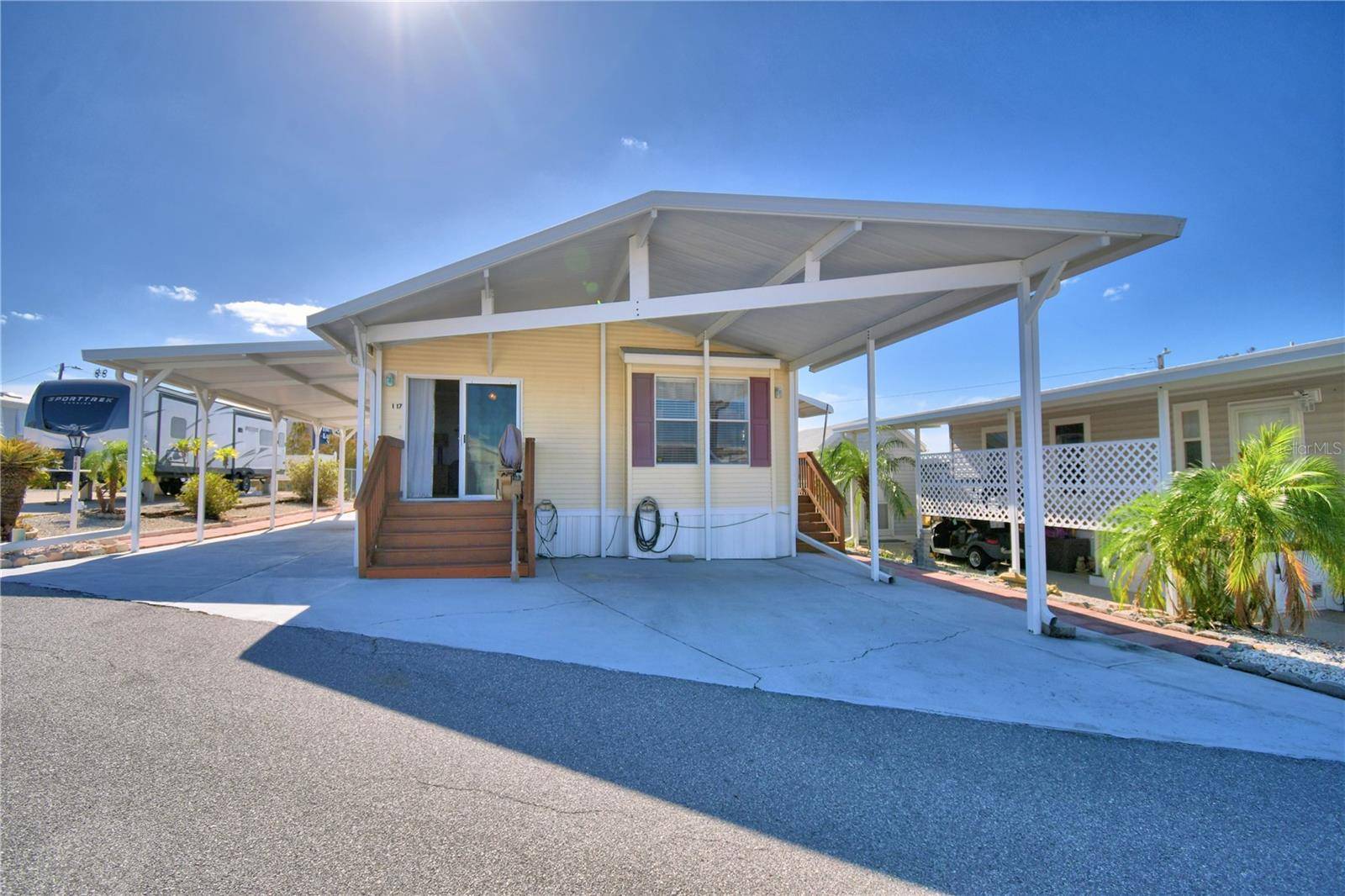 251 PATTERSON RD #I17, Haines City, FL 33844