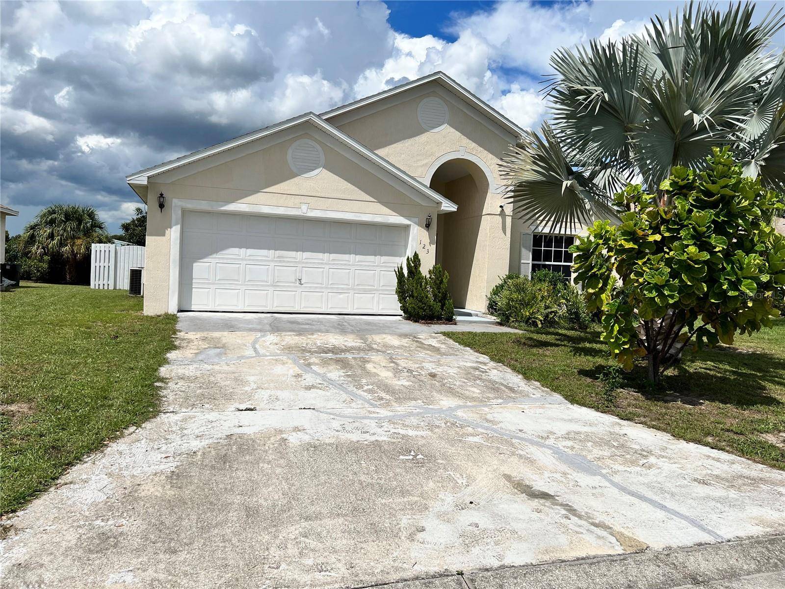 123 OSPREY HEIGHTS DR, Winter Haven, FL 33880