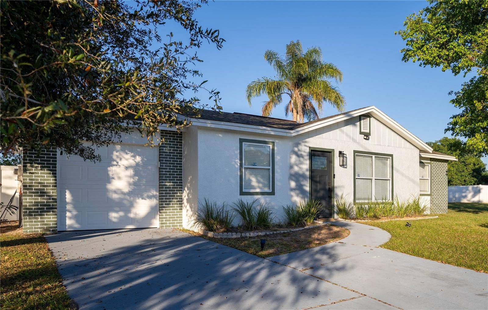 315 LAUDERDALE CT, Kissimmee, FL 34759