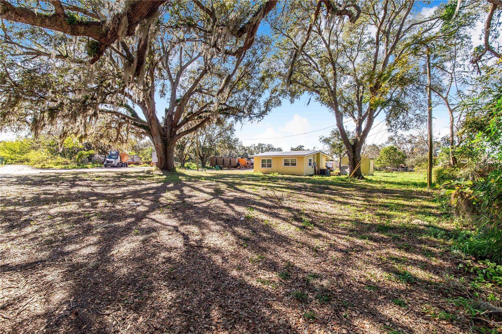 FOUSE AVE, Dundee, FL 33838