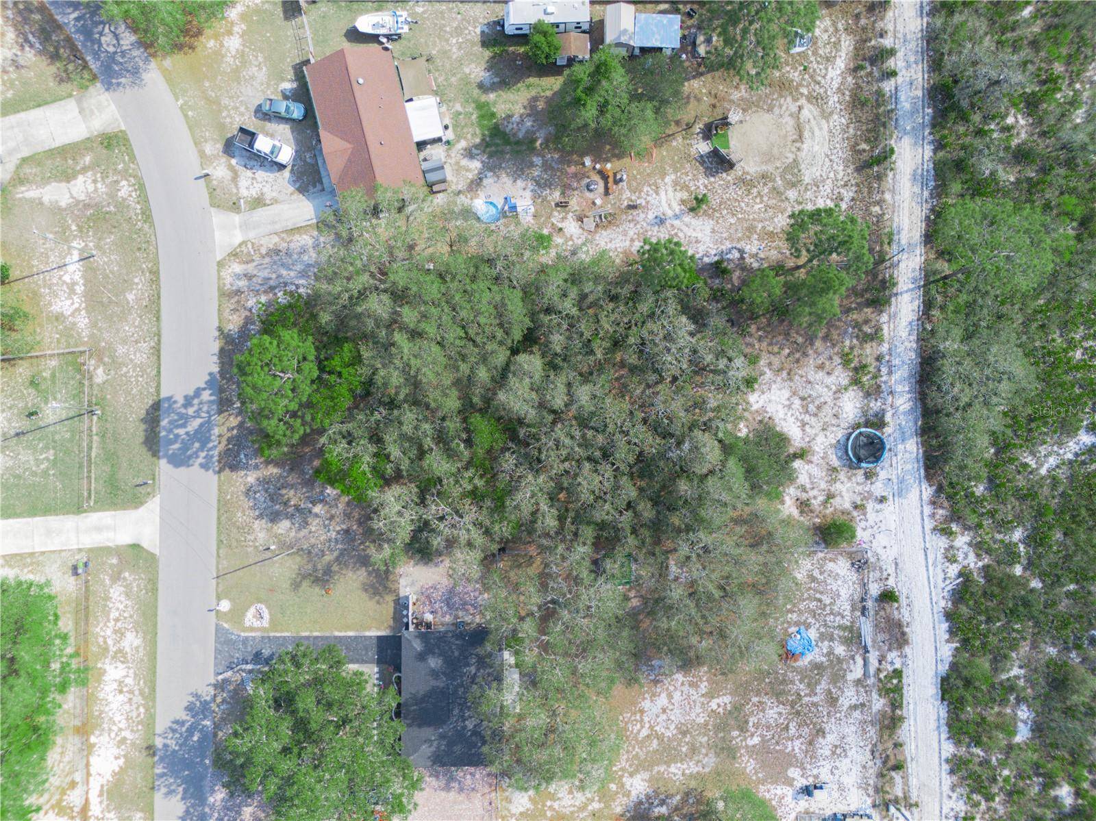 LEMON DR, Lake Wales, FL 33898