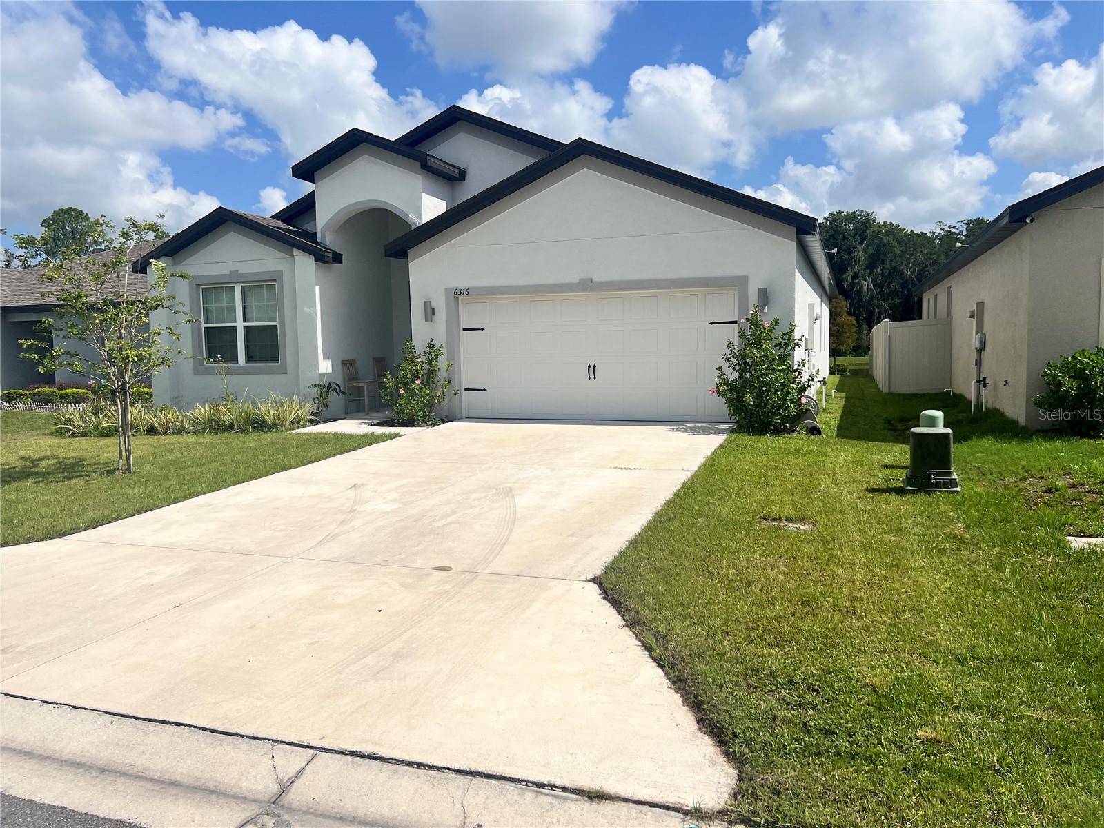 6316 DOLOSTONE DR, Lakeland, FL 33811