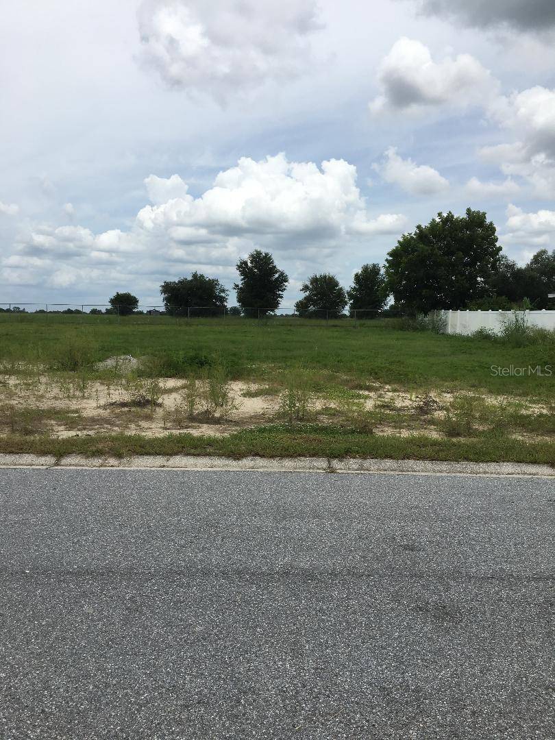 1776 LAKEHILL DR, Winter Haven, FL 33884