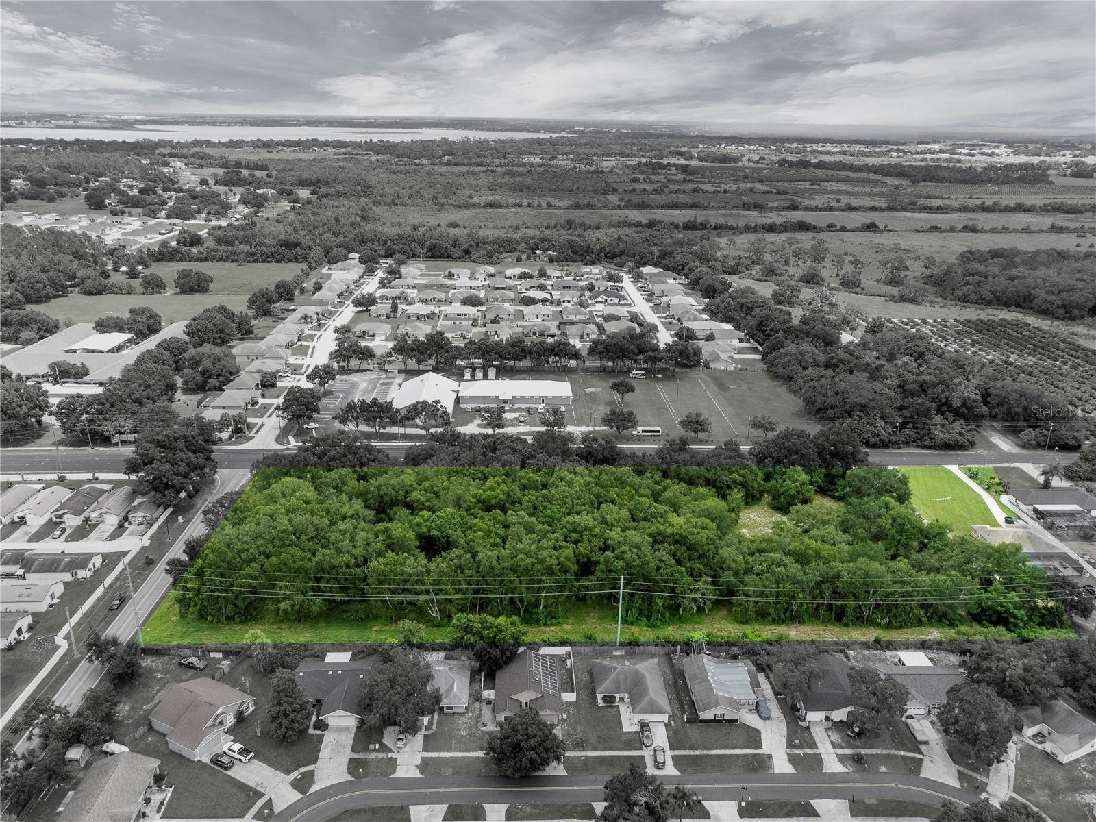 2400 BUCKEYE RD NE, Winter Haven, FL 33881