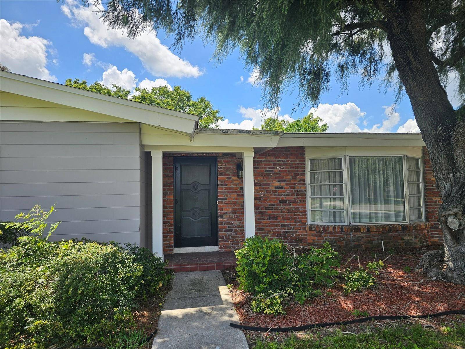 880 OLEANDER DR SE, Winter Haven, FL 33880