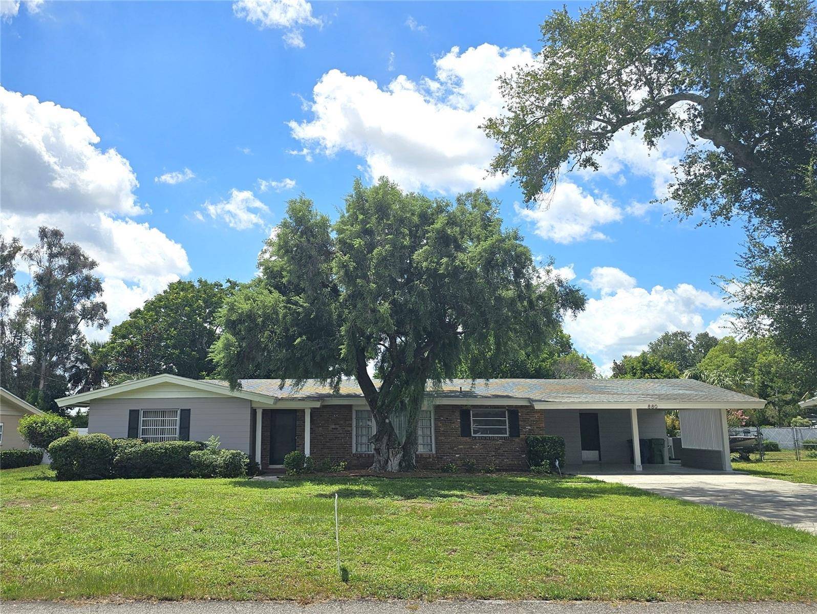 880 OLEANDER DR SE, Winter Haven, FL 33880