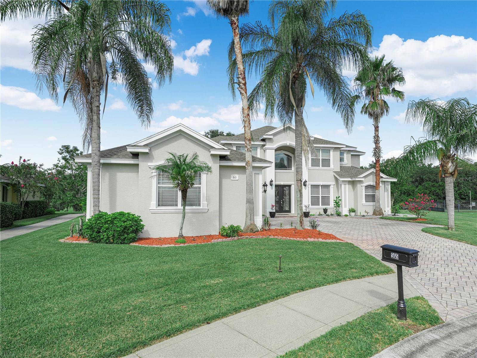565 WHISPER WOODS DR, Lakeland, FL 33813