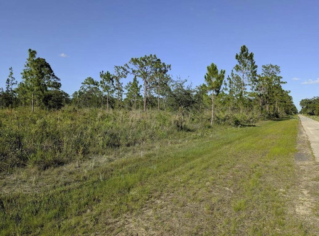 714 MAGNOLIA DR, Indian Lake Estates, FL 33855