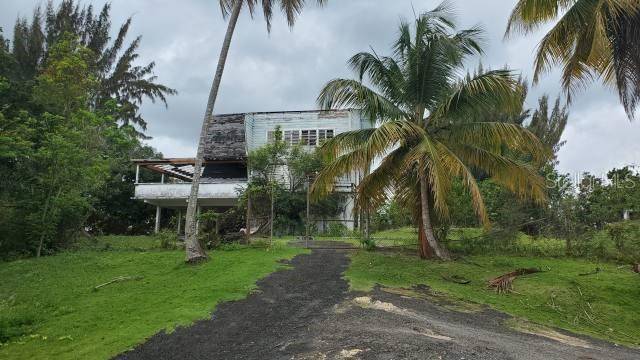 KM. 1.8 PR-678, Vega Alta, PR 00692