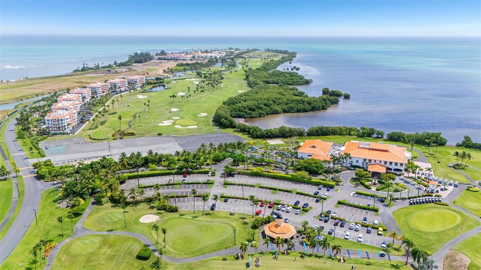 400 COCO BEACH BOULEVARD #G-301, Rio Grande, PR 00745