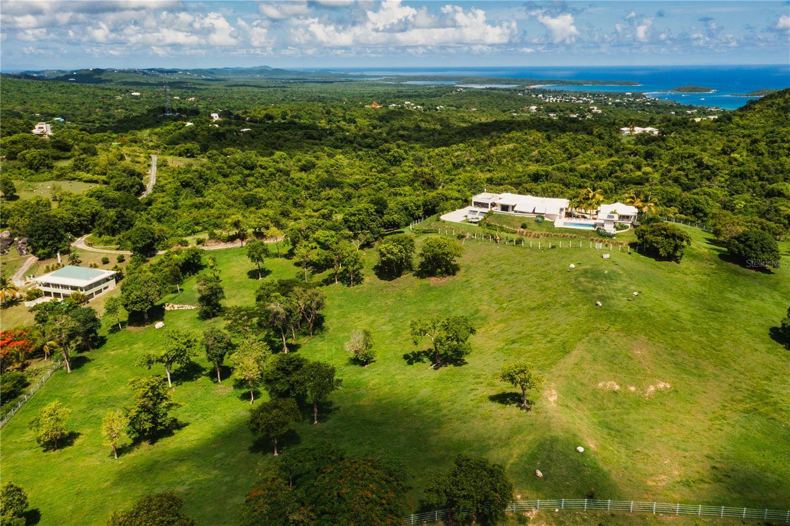 A/B CASA LIMONES, Vieques, PR 00765