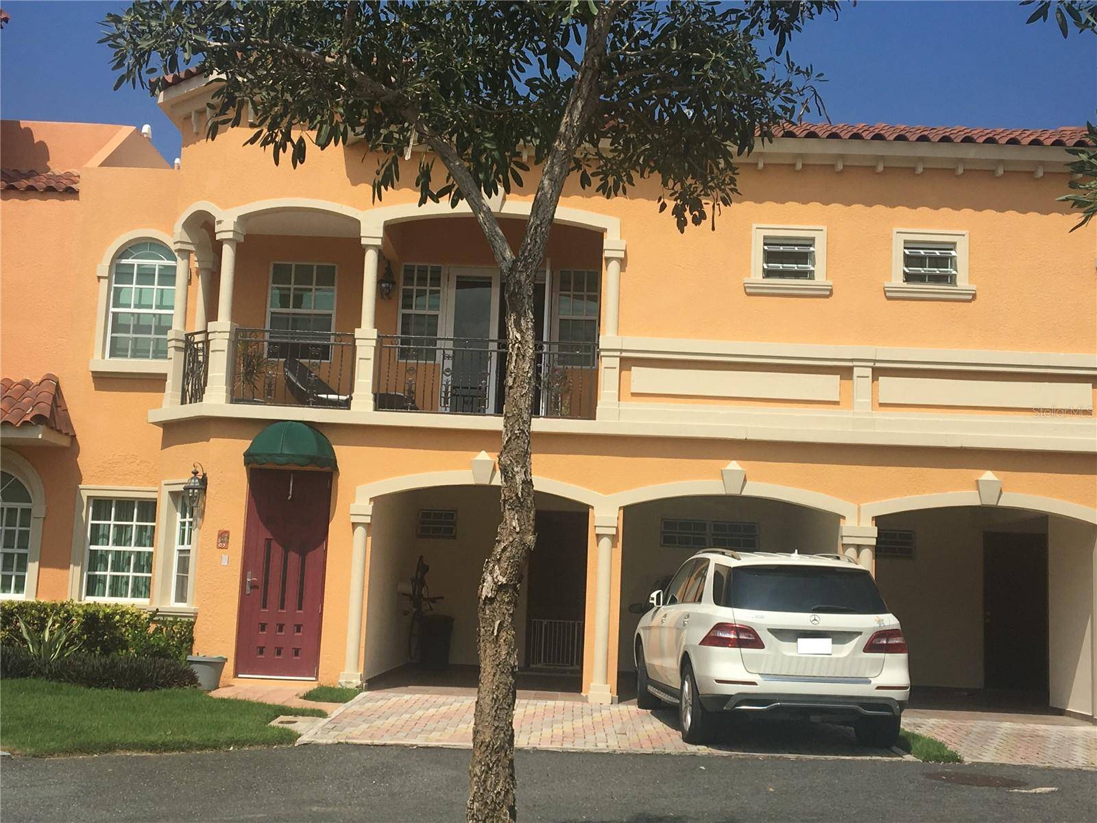 C-7 BRIGHTON COUNTRY CLUB 20 HIGUERO ST, Dorado, PR 00646