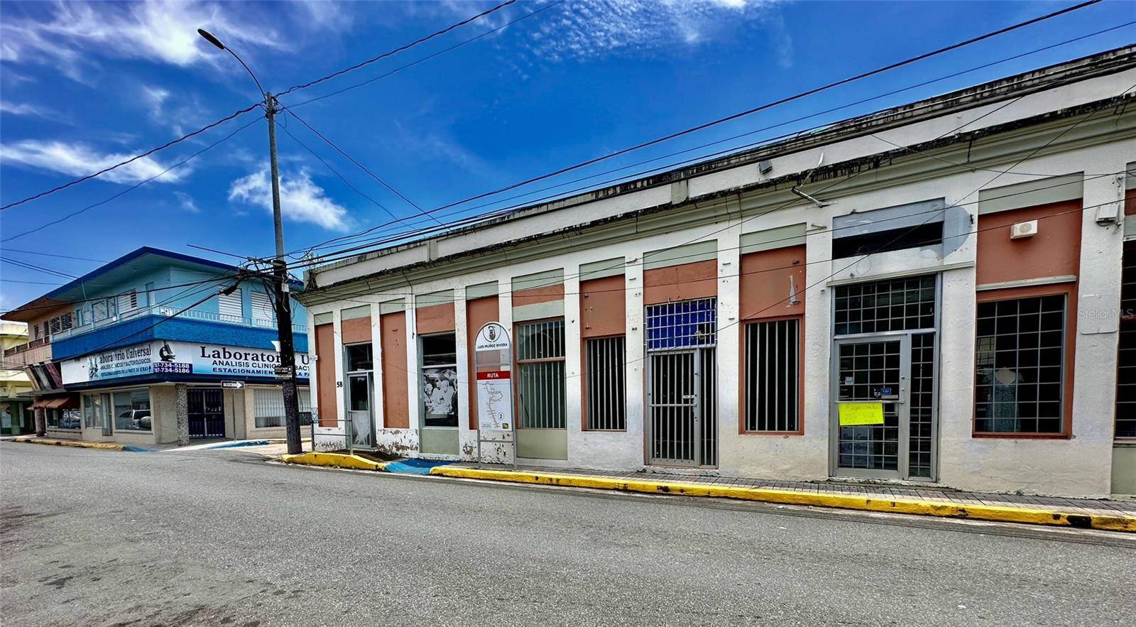 58 MUÑOZ RIVERA ESQ CORCHADO, Juncos, PR 00777