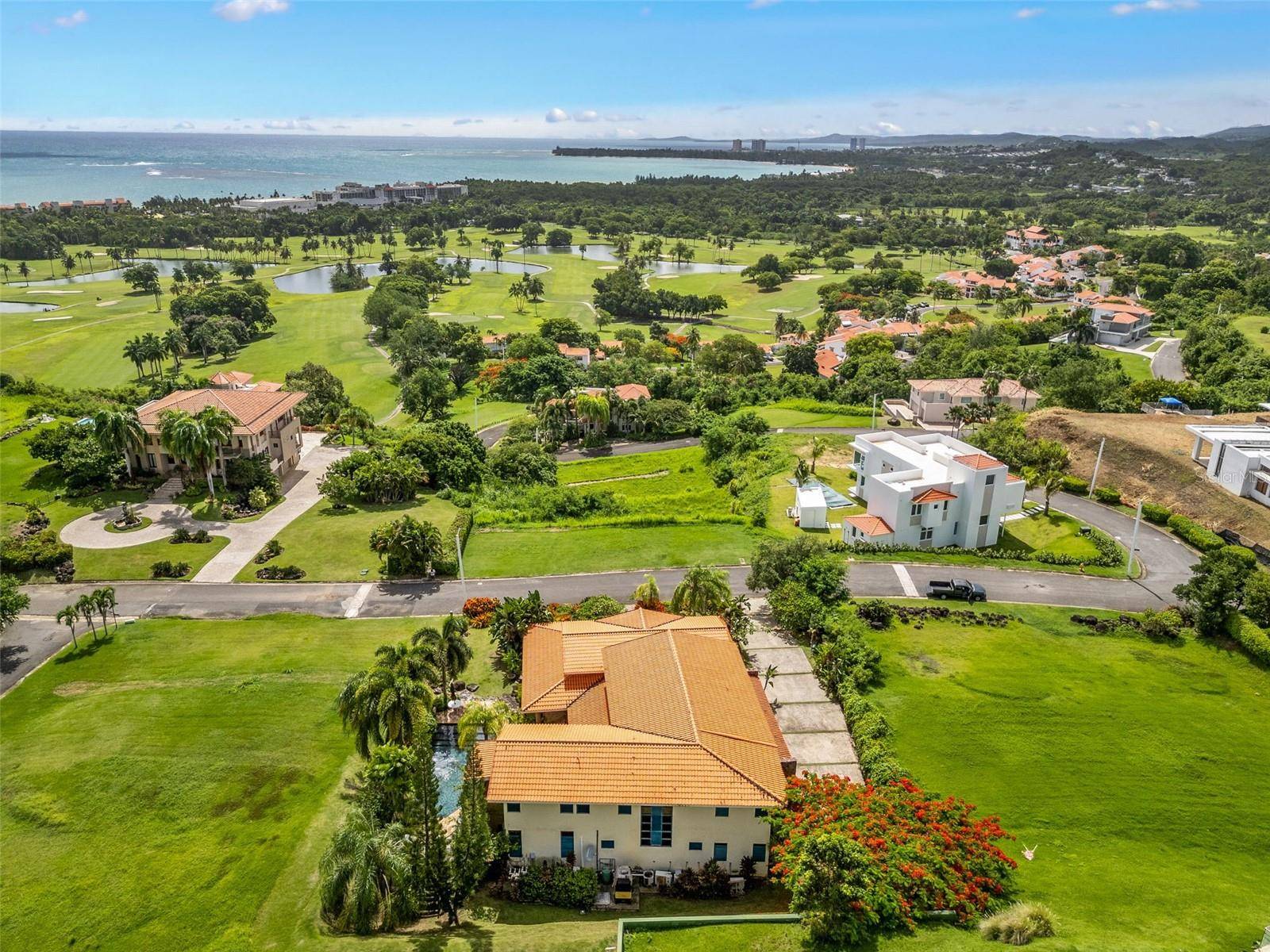 13 MIRADOR NE #13, Rio Grande, PR 00745