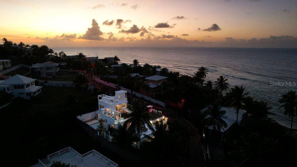 296 BRAVOS DE BOSTON, Vieques, PR 00765