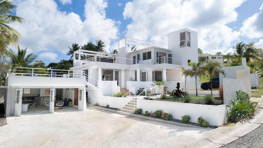 296 BRAVOS DE BOSTON, Vieques, PR 00765