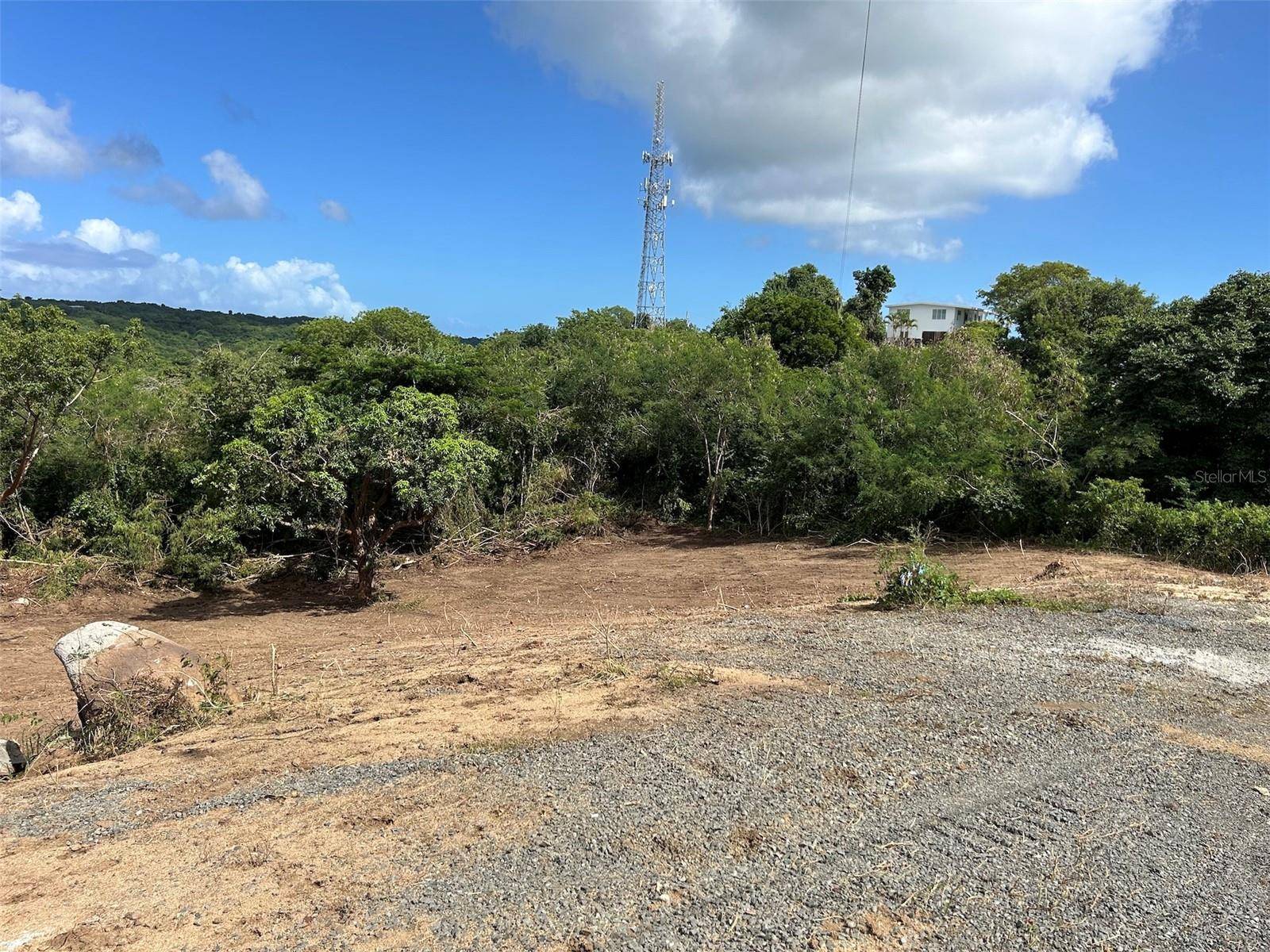 LA LLAVE, Vieques, PR 00765