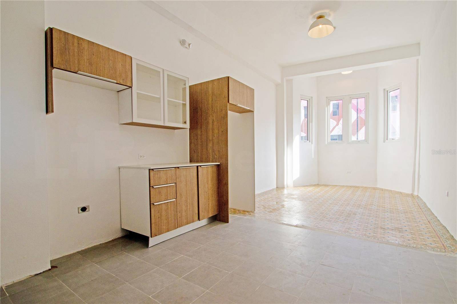 319 RECINTO SUR ST #2, San Juan, PR 00901