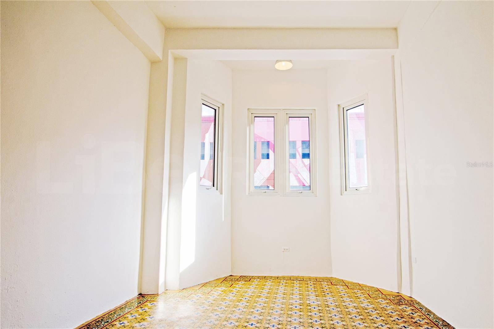 319 RECINTO SUR ST #2, San Juan, PR 00901