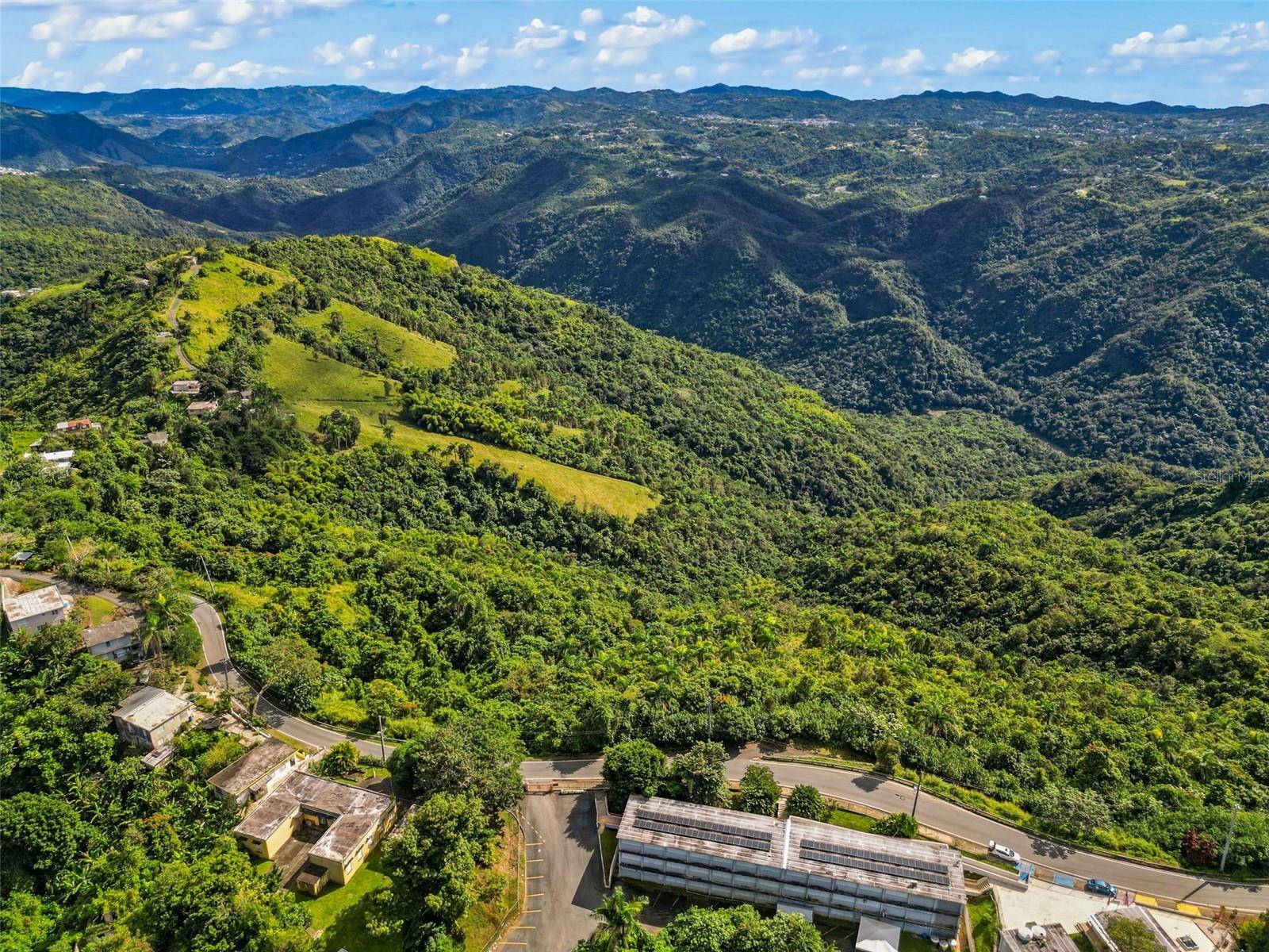 Carr. 156 KM 20.1 INTERIOR BO. HONDURAS, Barranquitas, PR 00794