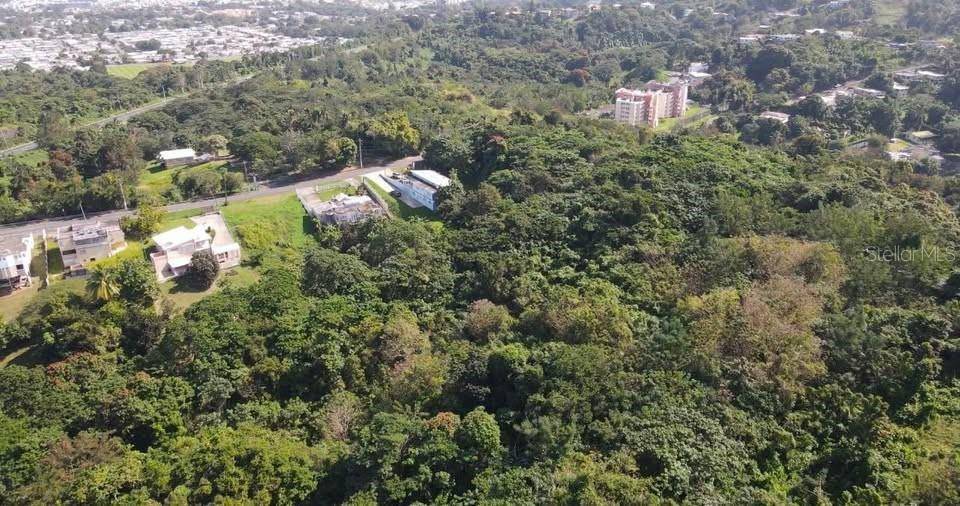 Rd. 859 Km. 1.5 BO. SANTA CRUZ, Carolina, PR 00987