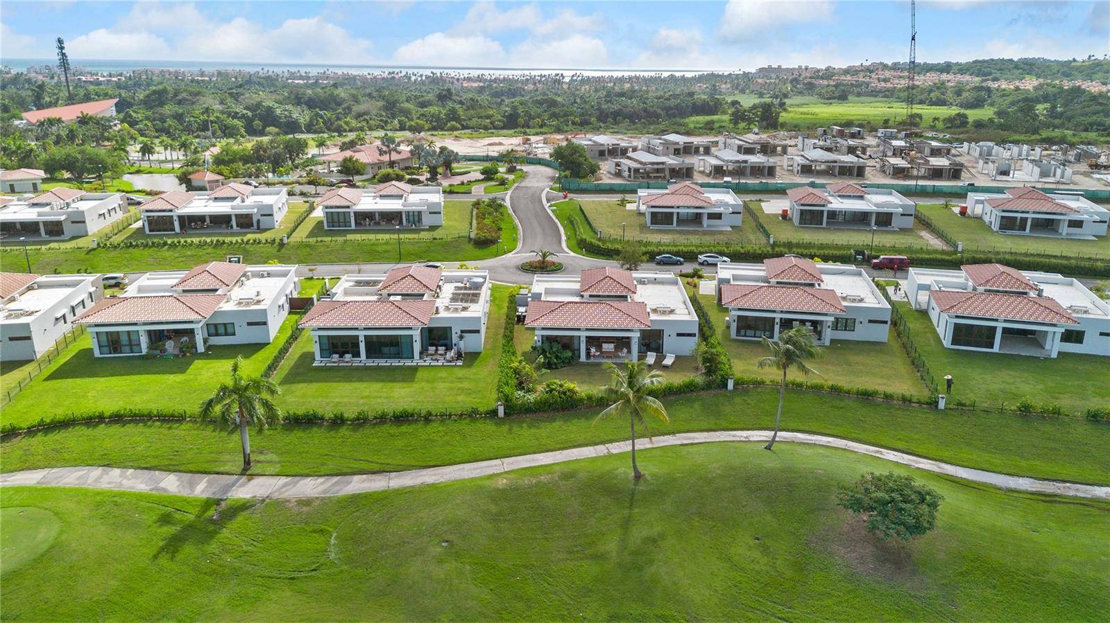 49 LOS LAGOS, Humacao, PR 00791