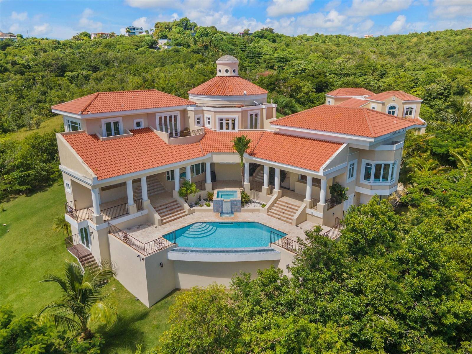 44 COCOLOBA ST #44, Humacao, PR 00791