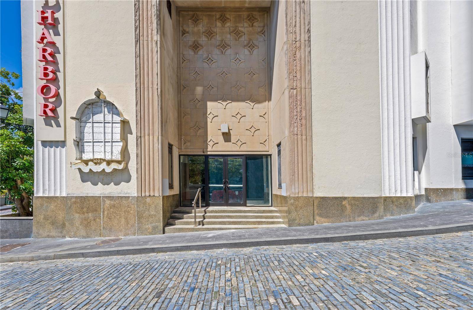 201-202 TIZOL ST, San Juan, PR 00901