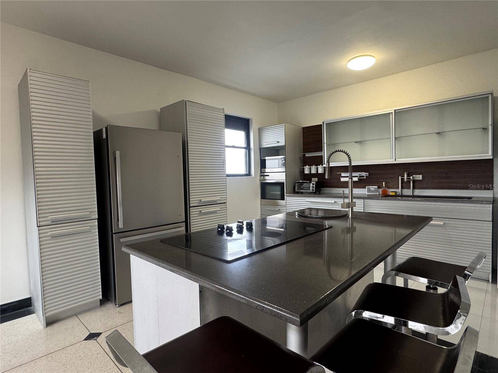 5757 AVE ISLA VERDE #PH-3, Carolina, PR 00979