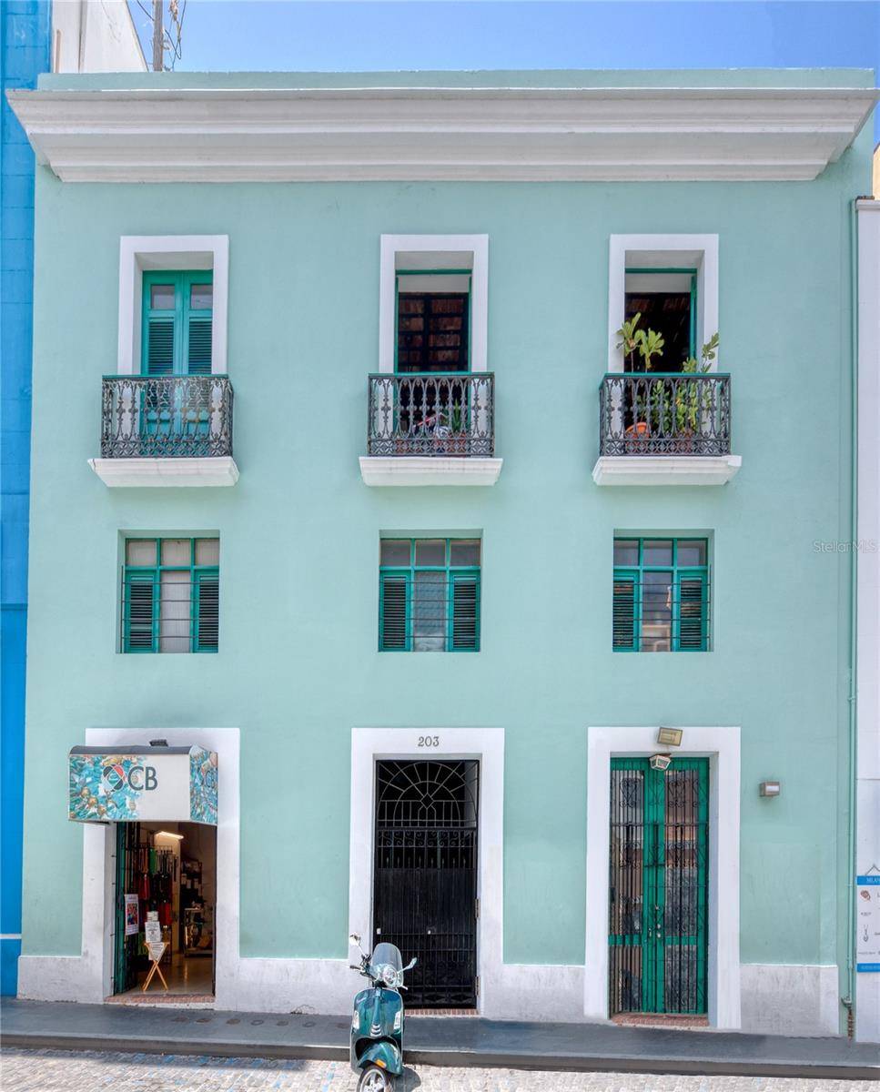203 FORTALEZA ST #4, San Juan, PR 00901