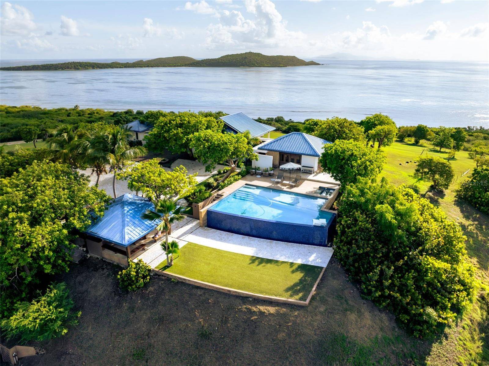 37 BARRIO FRAILES, Culebra, PR 00775