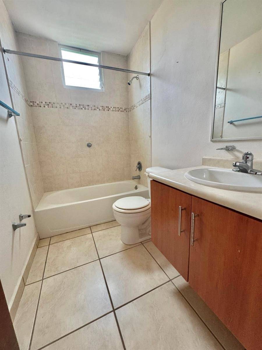 26 VEREDA ANCHA, Canovanas, PR 00729