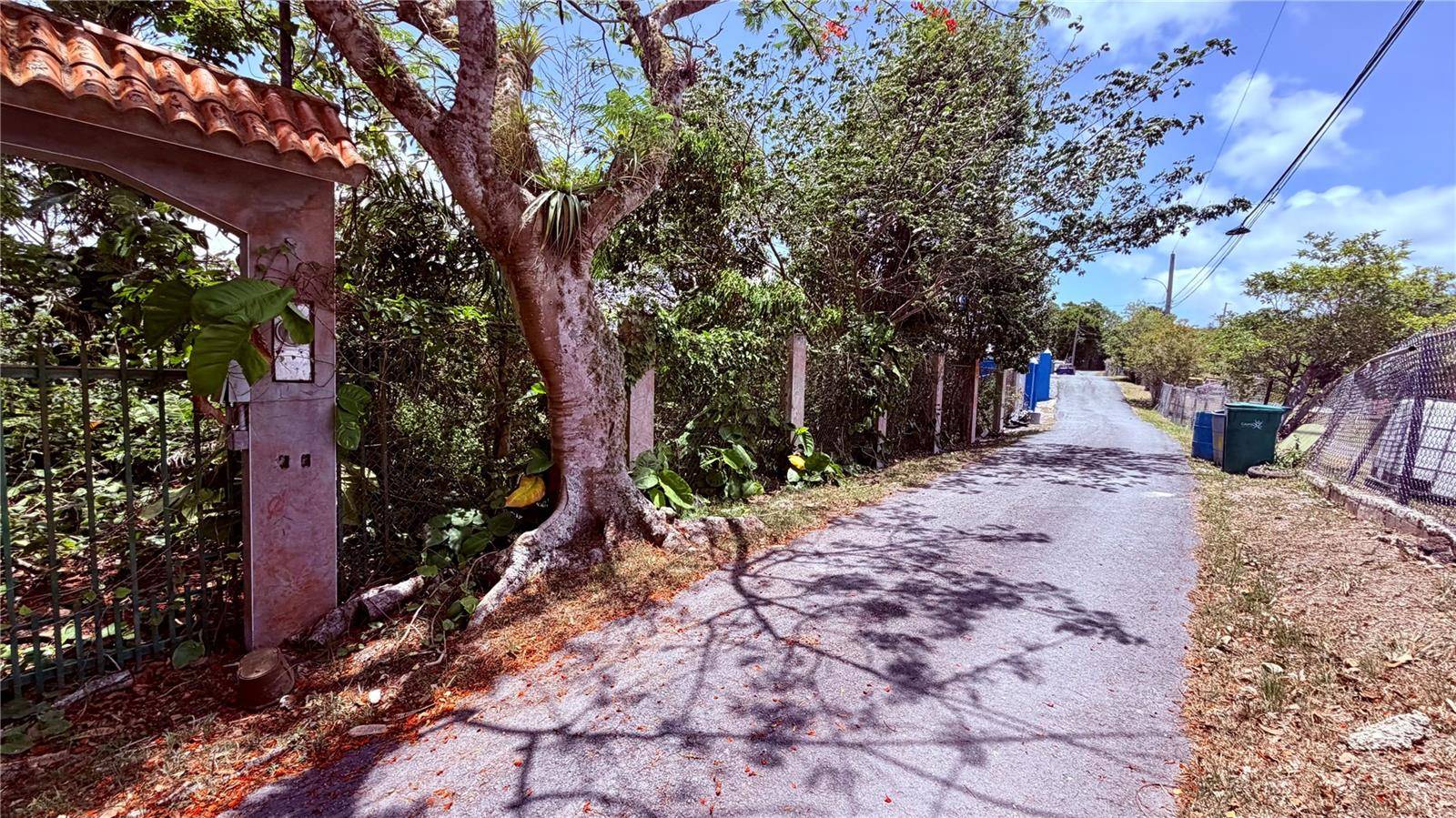 PR-715 KM 5.7 INT CERCADILLO, Cayey, PR 00736