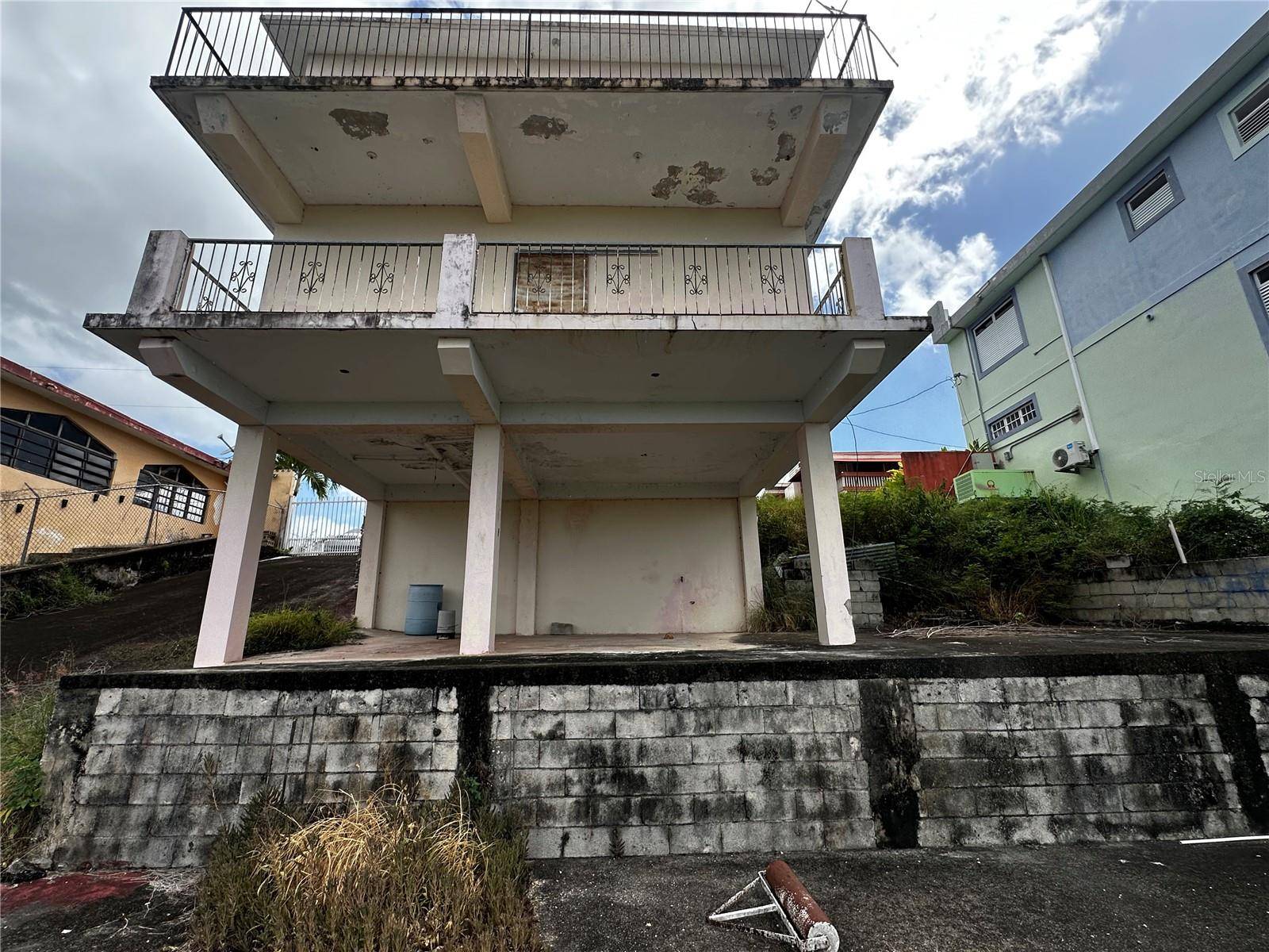 D URB. EL EDEN D-7, Coamo, PR 00769