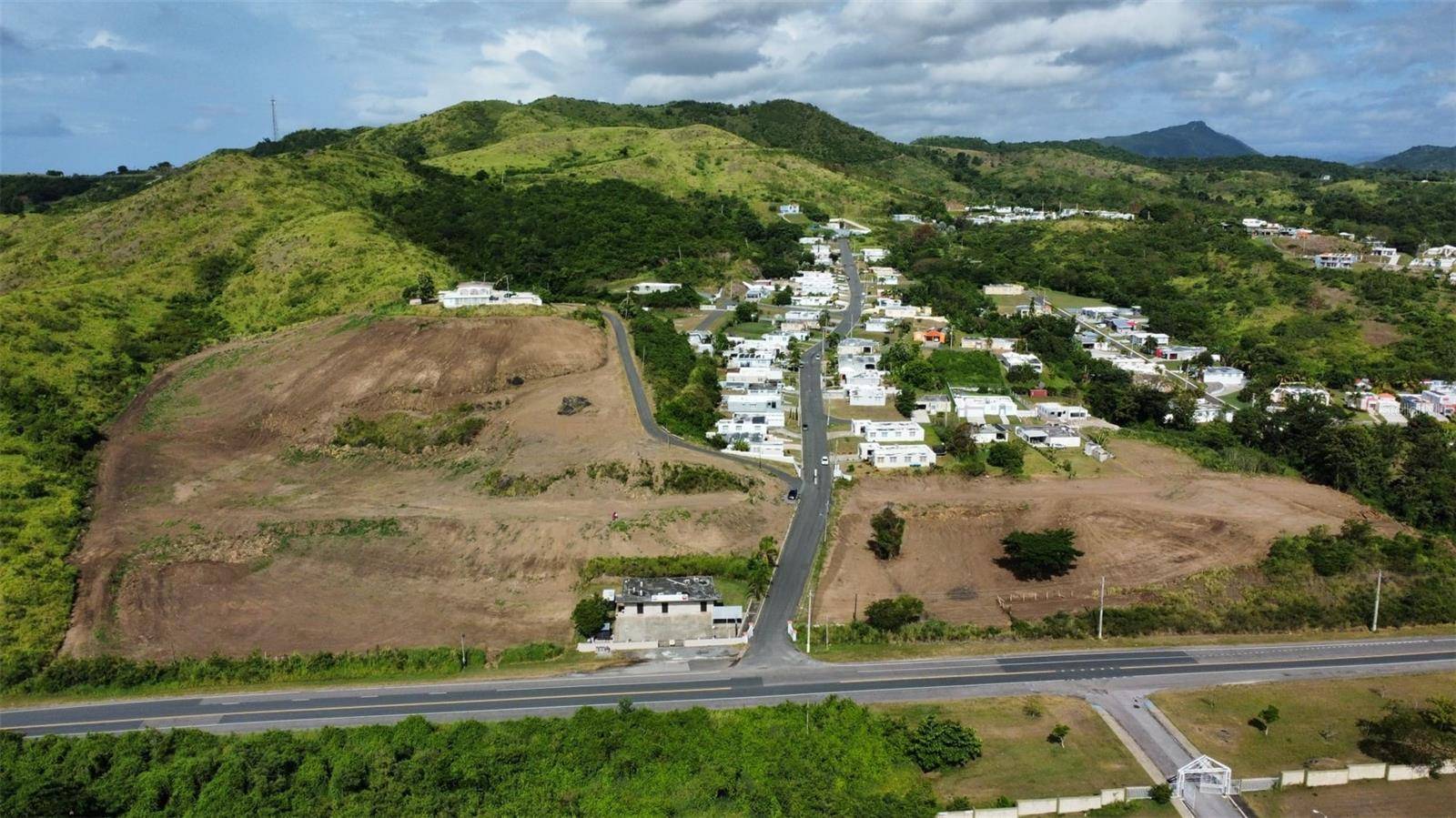 Address not disclosed, Coamo, PR 00769