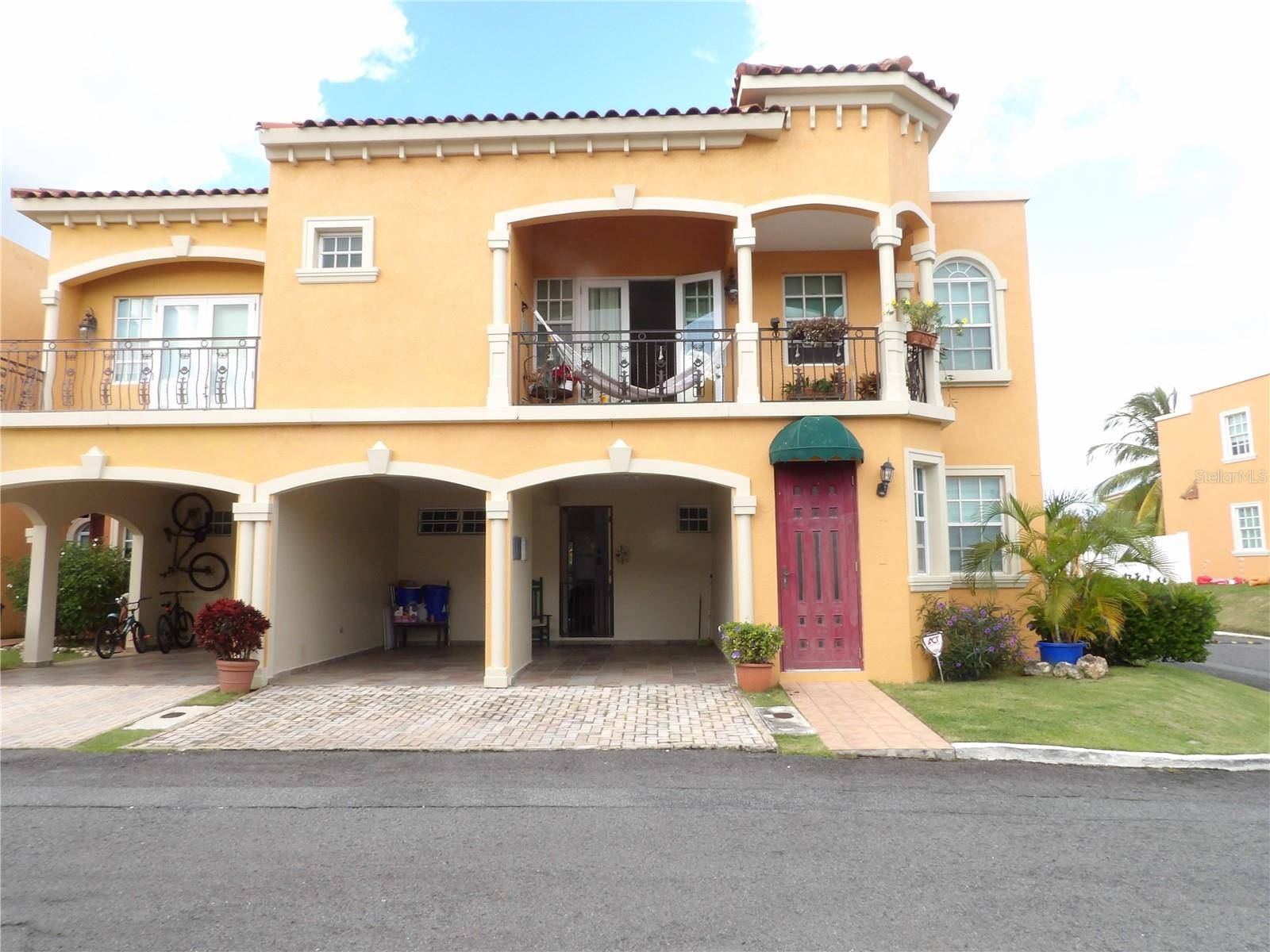 Brighton Boulevard A11, Dorado, PR 00646