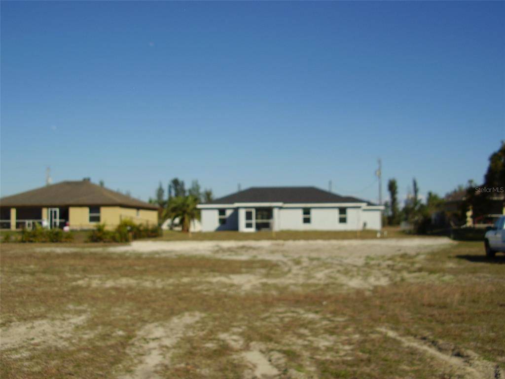 3527 E GATOR CIR, Cape Coral, FL 33909