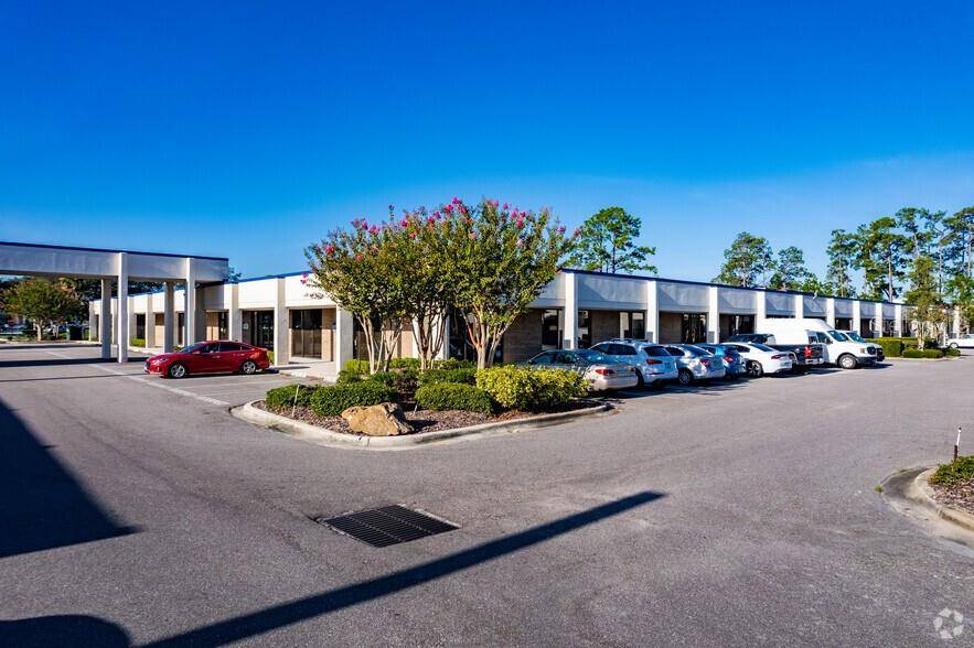 6925 LAKE ELLENOR DR #501B, Orlando, FL 32809