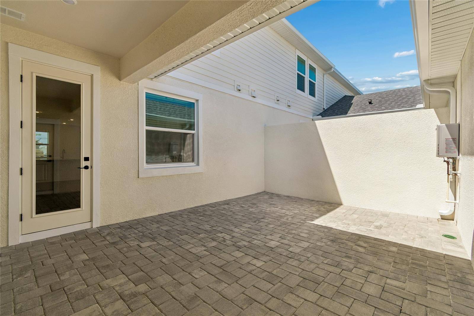 8215 SEAFLOWER Pkwy, Bradenton, FL 34210