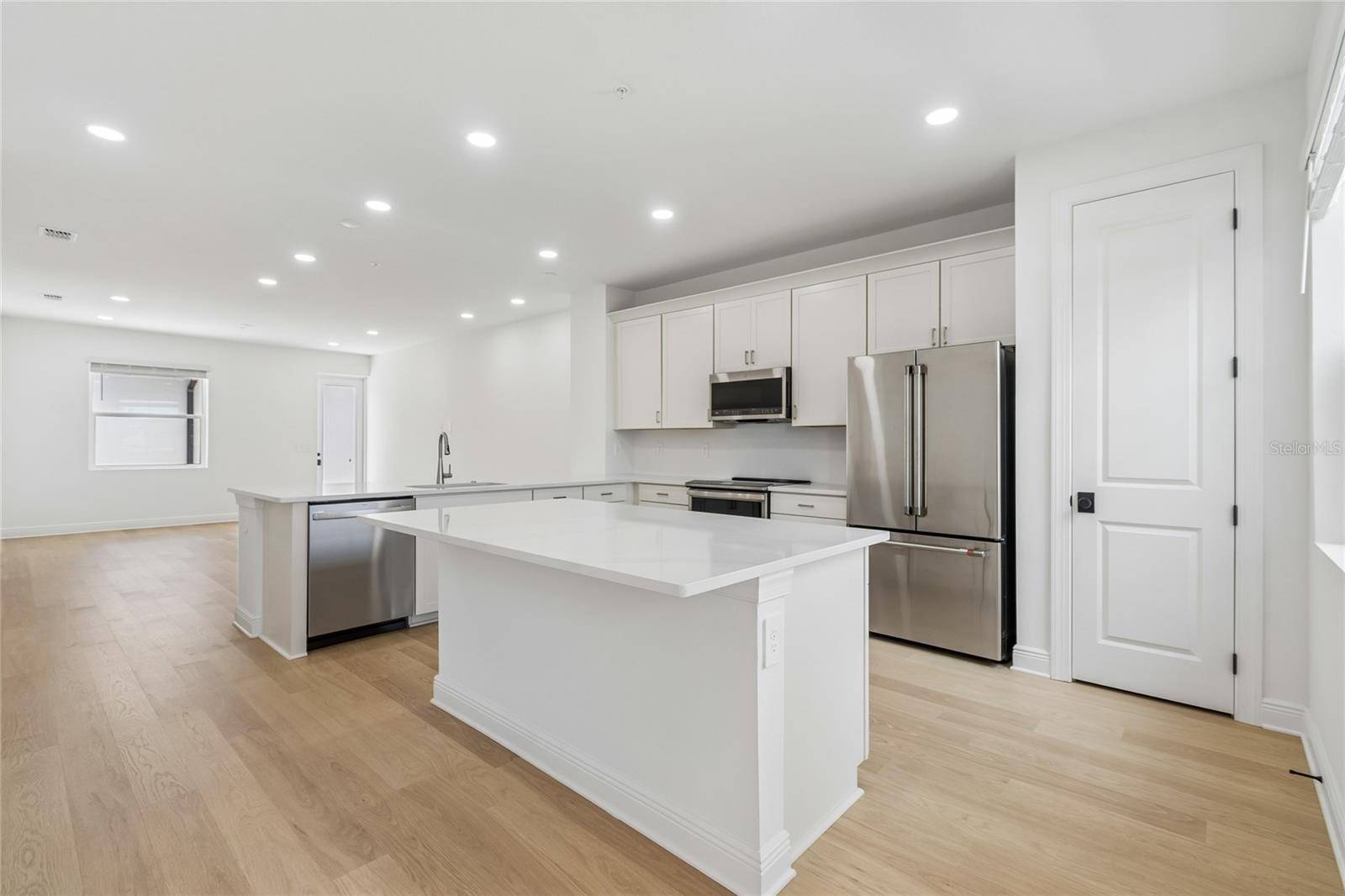 17736 BROADLEAF LOOP, Venice, FL 34293